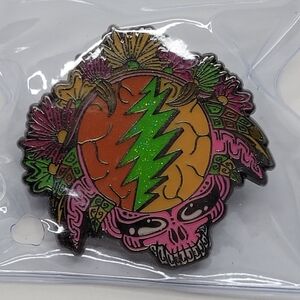 Sunshine Jam Designs Grateful Dead Multicolor Skull Pin 125/150 NEW
